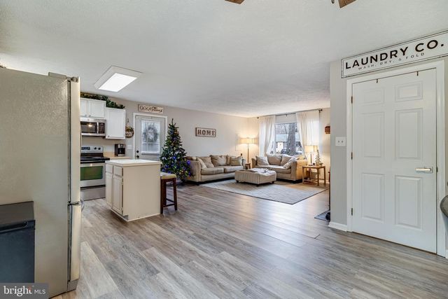 727 BALD EAGLE LN, Lusby, MD 20657