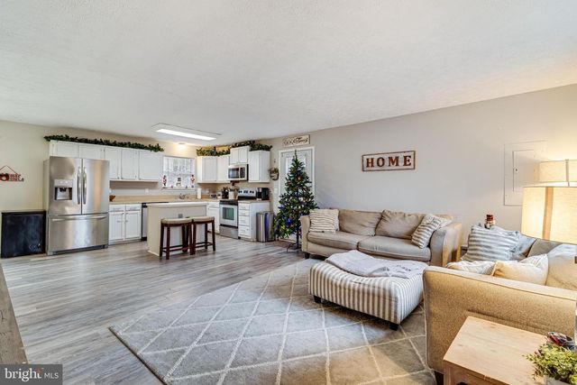 727 BALD EAGLE LN, Lusby, MD 20657