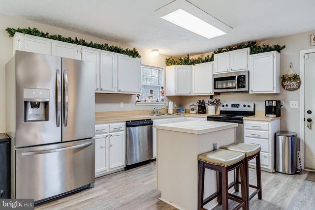 727 BALD EAGLE LN, Lusby, MD 20657