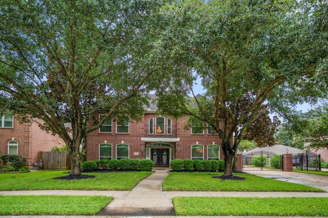 17327 W Copper Lakes Drive, Houston, TX 77095
