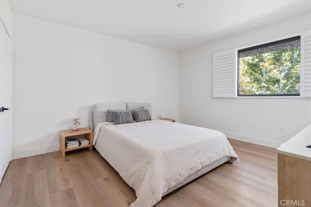 Image 29 of property listing at 15133 Magnolia E, Sherman Oaks, CA 91403