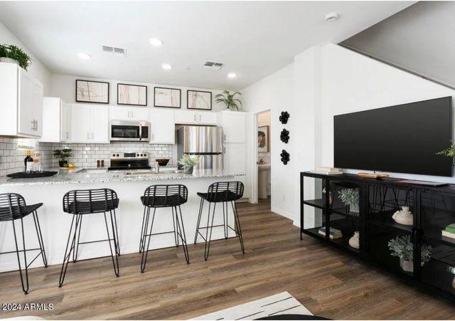 16520 N Greasewood Street 3, Surprise, AZ 85378