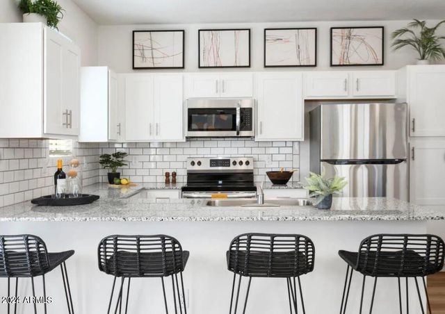 16520 N Greasewood Street 3, Surprise, AZ 85378