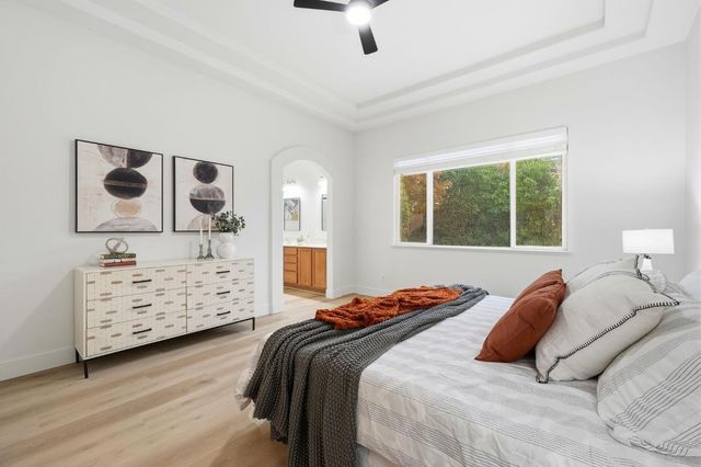 9523 Clarke Farms Rd, Elk Grove, CA 95624