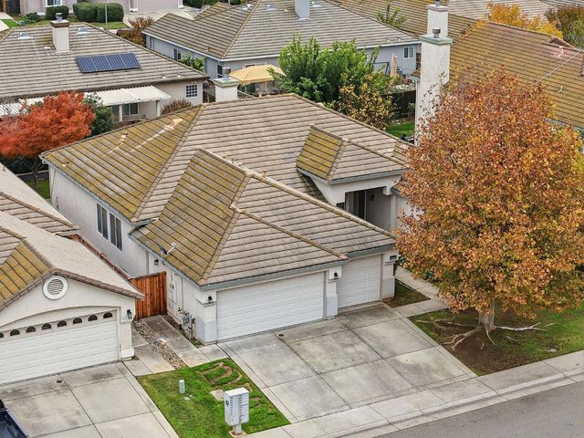 9523 Clarke Farms Rd, Elk Grove, CA 95624