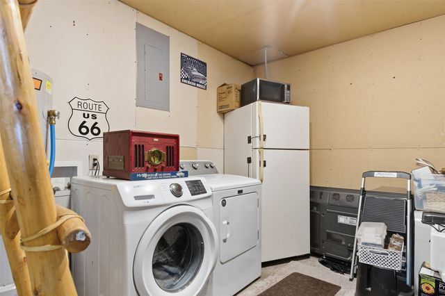 405 Mustang Trail, Granbury, TX 76049