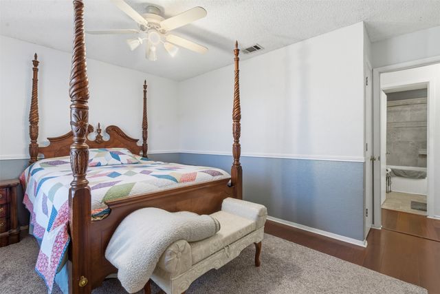 405 Mustang Trail, Granbury, TX 76049