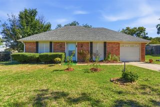 405 Mustang Trail, Granbury, TX 76049