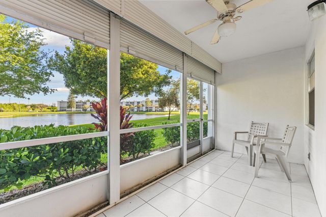 1047 Lincoln C, Boca Raton, FL 33434