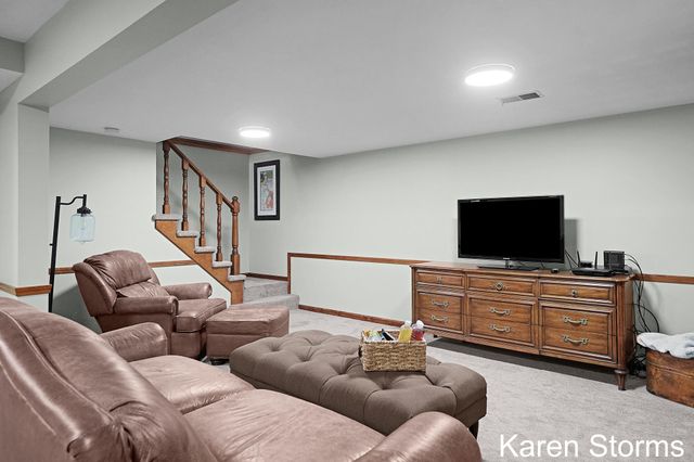 7033 Youngstown Avenue, Georgetown Twp, MI 49426