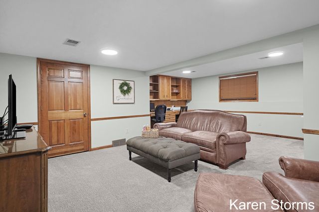 7033 Youngstown Avenue, Georgetown Twp, MI 49426