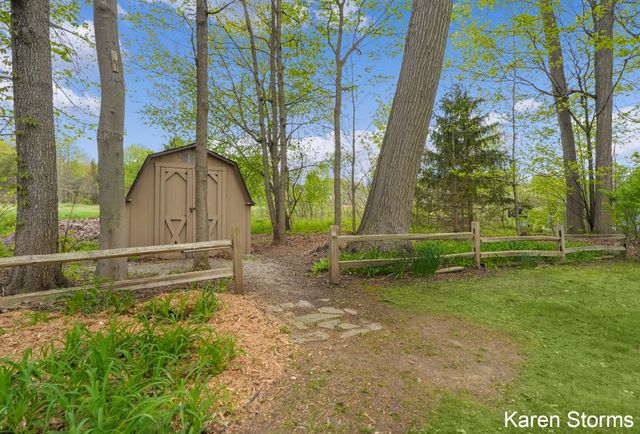7033 Youngstown Avenue, Georgetown Twp, MI 49426
