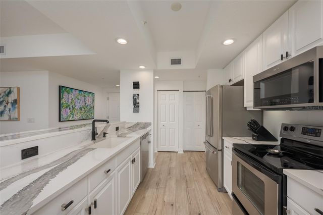 800 N TAMIAMI TRAIL 815, Sarasota, FL 34236