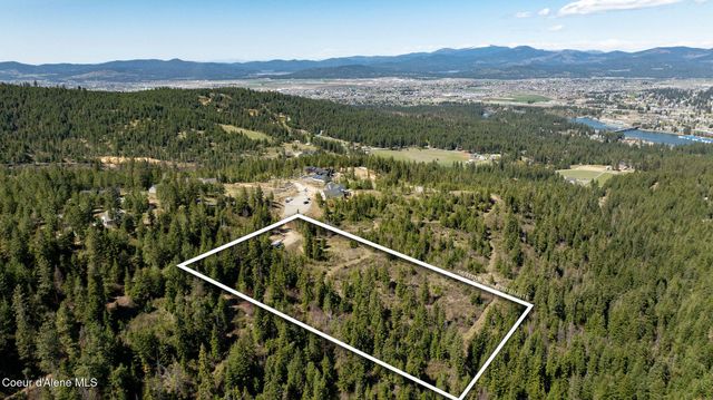 11817 W Garrett Ct, Post Falls, ID 83854