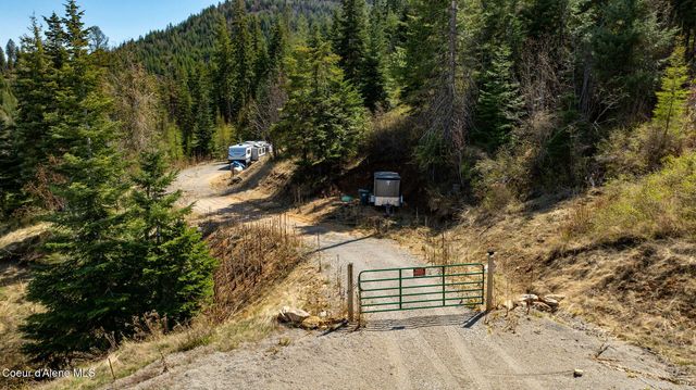 11817 W Garrett Ct, Post Falls, ID 83854