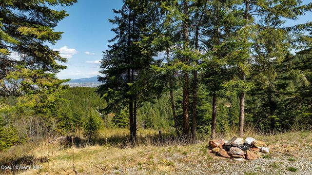 11817 W Garrett Ct, Post Falls, ID 83854