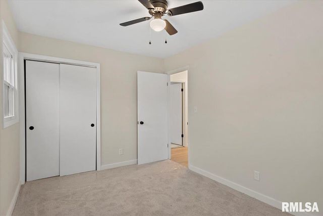 31 GLENWOOD Lane, Chatham, IL 62629