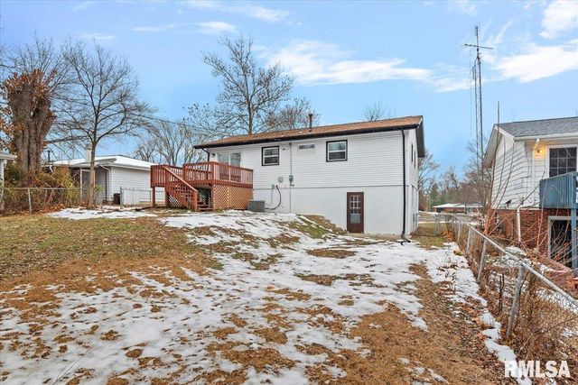 31 GLENWOOD Lane, Chatham, IL 62629