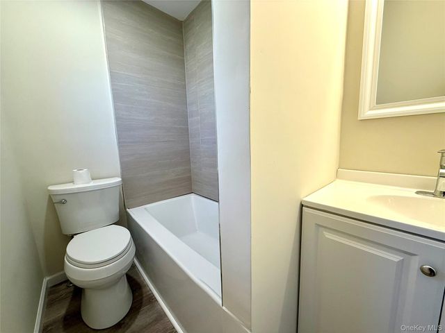 176 Myrtle Avenue A, Mahopac, NY 10512