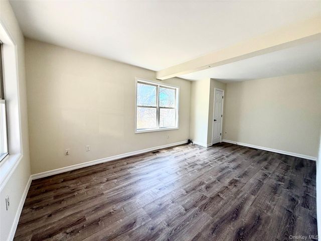176 Myrtle Avenue A, Mahopac, NY 10512