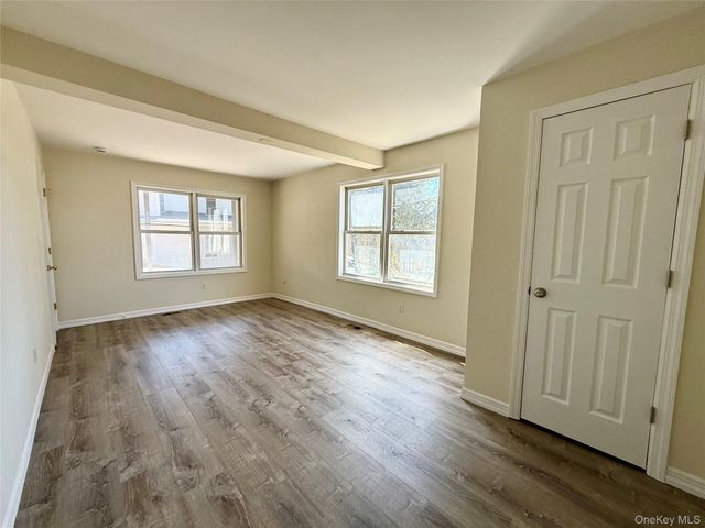 176 Myrtle Avenue A, Mahopac, NY 10512