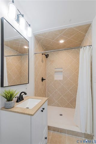 13004 Mercer Ct, Chester, VA 23836