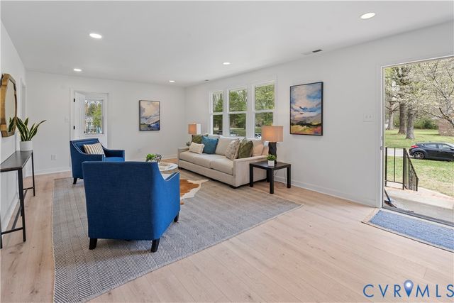 13004 Mercer Ct, Chester, VA 23836