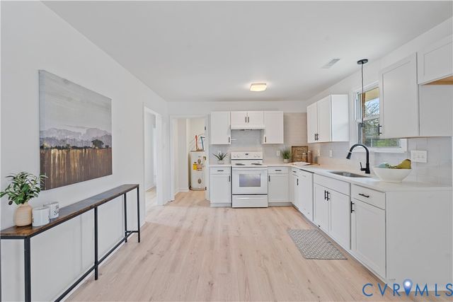 13004 Mercer Ct, Chester, VA 23836