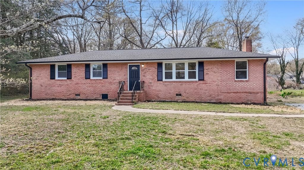 13004 Mercer Ct, Chester, VA 23836