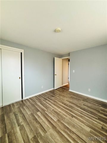 18 Barone Circle, Cheektowaga, NY 14225