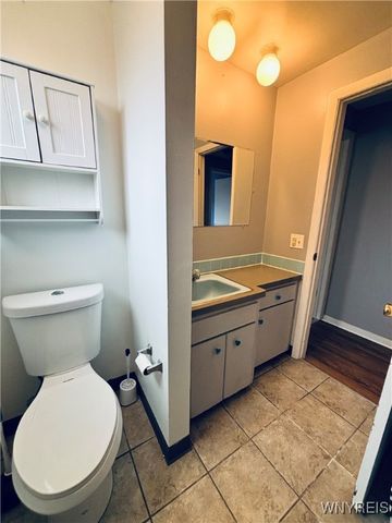 18 Barone Circle, Cheektowaga, NY 14225