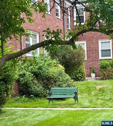 349 Bloomfield Avenue 25, Verona, NJ 07044
