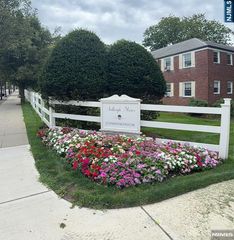349 Bloomfield Avenue 25, Verona, NJ 07044