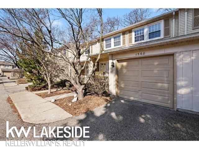 1568 Brentwood Drive, Troy, MI 48098
