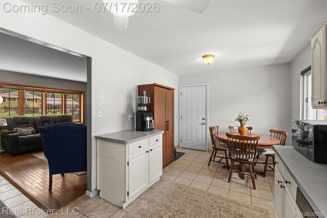14726 Ellen Drive, Livonia, MI 48154
