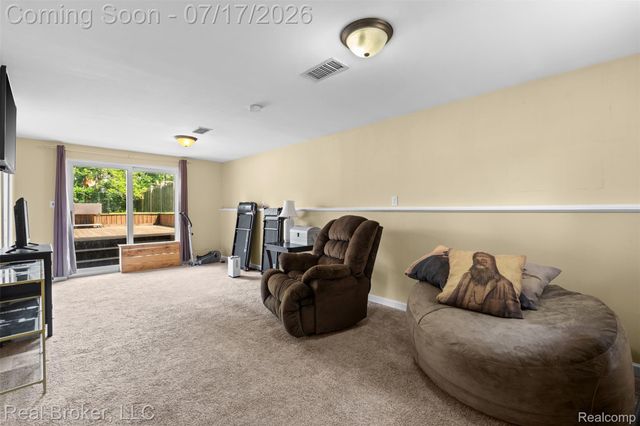 14726 Ellen Drive, Livonia, MI 48154