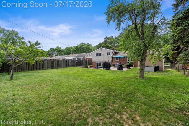 14726 Ellen Drive, Livonia, MI 48154