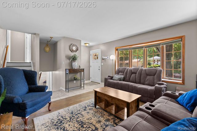 14726 Ellen Drive, Livonia, MI 48154