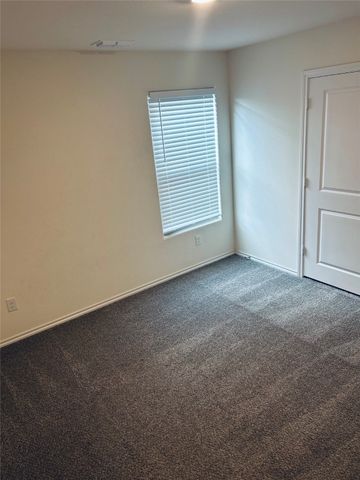 103 E 15th Street, Bonham, TX 75418