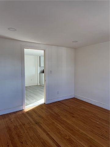 170 Hendrick Street, Providence, RI 02908