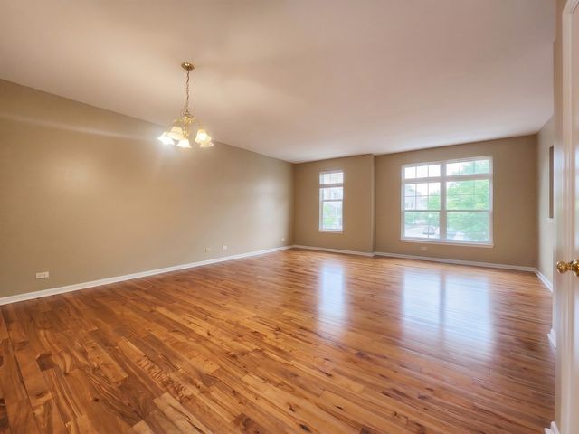 3383 Kentshire Circle, Aurora, IL 60504