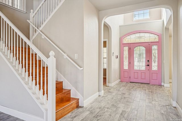 301 County Road 6862, Natalia, TX 78059