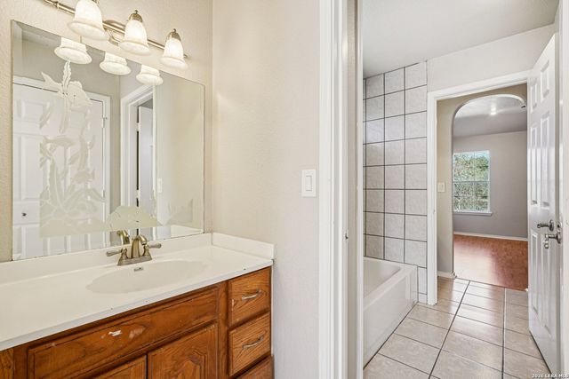 301 County Road 6862, Natalia, TX 78059