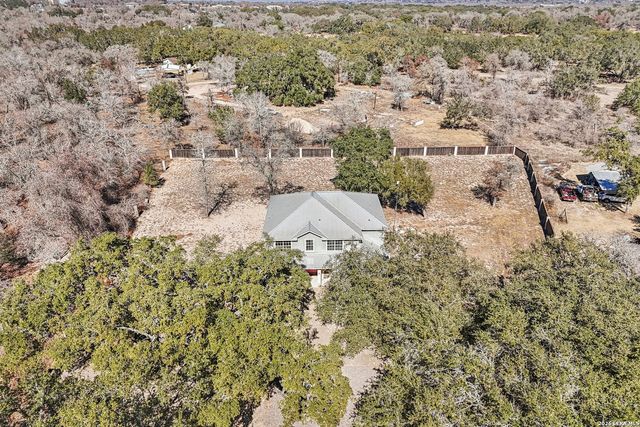 301 County Road 6862, Natalia, TX 78059