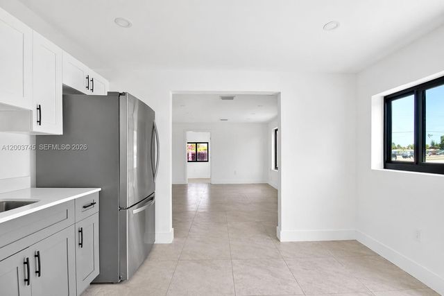 1102 NW 103rd St 1, Miami, FL 33150