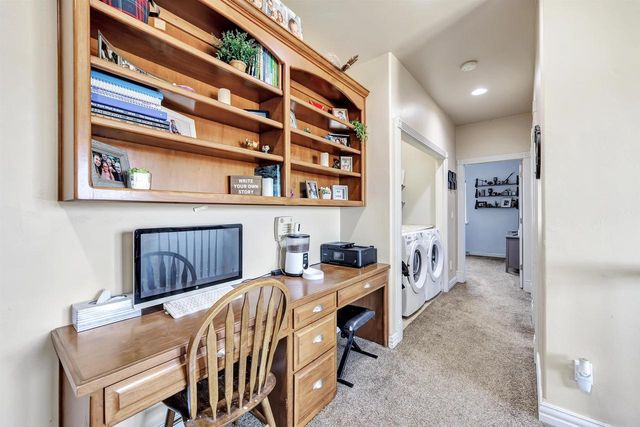 1566 BELLE PLANE CIRCLE, Green Bay, WI 54313