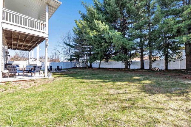 1566 BELLE PLANE CIRCLE, Green Bay, WI 54313