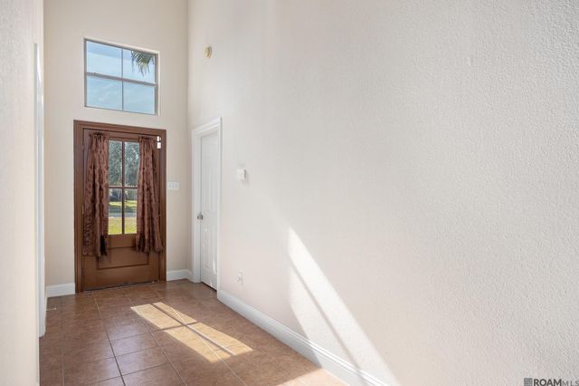 37420 Cypress Trace Ave, Geismar, LA 70734