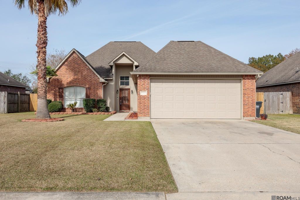 37420 Cypress Trace Ave, Geismar, LA 70734