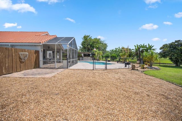 133 Nottingham Road, Royal Palm Beach, FL 33411